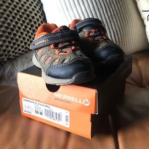MERRELL // toddler shoes